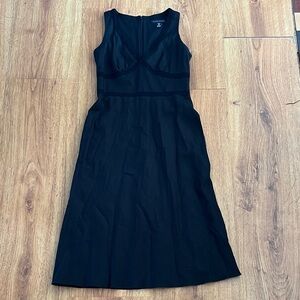 BANANA REPUBLIC Lacey V Neck Elegant Black Sleeveless Stretch LINEN Dress